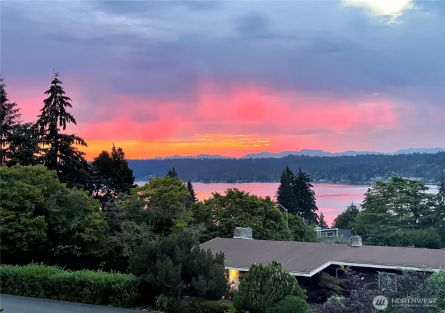 Photo 2 of Single family home for sale at 2623 170th Avenue Se, Bellevue, WA 98008 | MLS# NWM2587138 | Listing updated on 2026-10-19