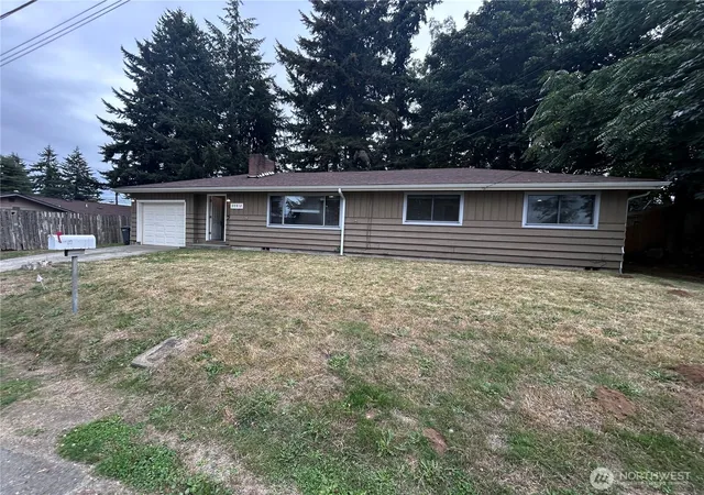 Photo 2 of Single family home for sale at 20812 25th Avenue S, Sea Tac, WA 98198 | MLS# NWM2587140 | Listing updated on 2026-09-25