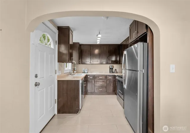 Photo 4 of Single family home for sale at 10808 53rd Avenue S, Seattle, WA 98178 | MLS# NWM2587143 | Listing updated on 2026-09-25