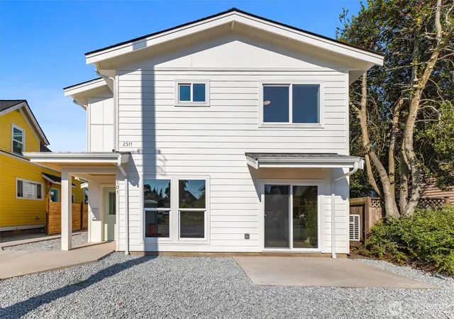 Photo 2 of Multi family home for sale at 2511 Peabody St, Bellingham, WA 98225 | MLS# NWM2587152 | Listing updated on 2026-09-28