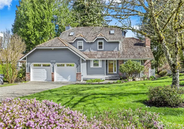 Single family home for sale at 4310 209th Avenue NE, Sammamish, WA 98074 | MLS# NWM2587154
