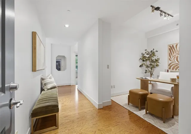 Photo 2 of Condo for sale at 7800 Se 27th Street #206, Mercer Island, WA 98040 | MLS# NWM2587160 | Listing updated on 2026-10-02