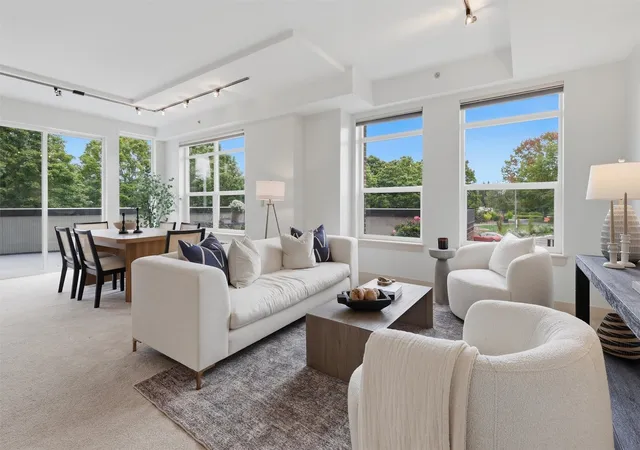Photo 3 of Condo for sale at 7800 Se 27th Street #206, Mercer Island, WA 98040 | MLS# NWM2587160 | Listing updated on 2026-10-02