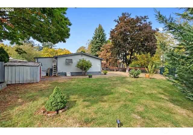 Photo 3 of Sale Pending at 5404 Ne 121st Avenue #104, Vancouver, WA 98682 | MLS# NWM2587185 | Listing updated on 2026-09-28
