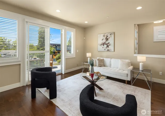 Photo 4 of Single family home for sale at 20 6th Street, Kirkland, WA 98033 | MLS# NWM2587198 | Listing updated on 2026-10-02