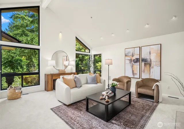 Photo 4 of Single family home for sale at 2725 Sahalee Dr W, Sammamish, WA 98074 | MLS# NWM2587204 | Listing updated on 2026-10-01