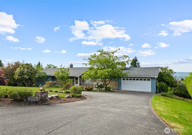 Photo 2 of Single family home for sale at 14508 Se 50th Street, Bellevue, WA 98006 | MLS# NWM2587209 | Listing updated on 2026-10-01