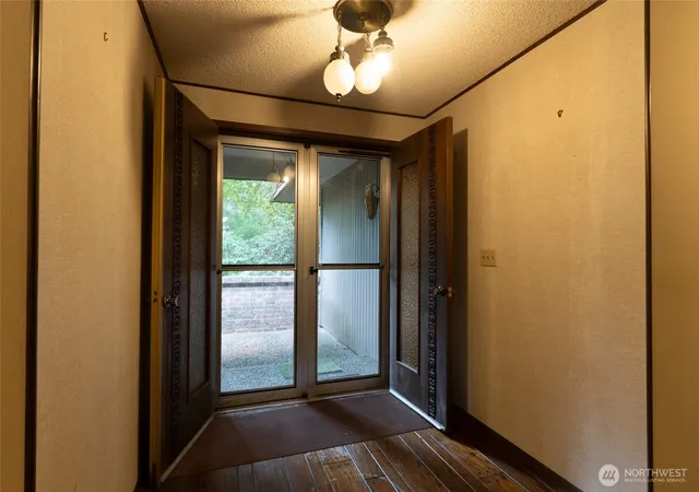 Photo 4 of Single family home for sale at 1748 Camden Park Dr SW, Olympia, WA 98512 | MLS# NWM2587213 | Listing updated on 2026-09-28