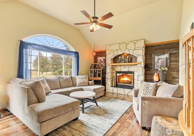 Photo 3 of Single family home for sale at 223 Salkum Hts Dr, Salkum, WA 98582 | MLS# NWM2587214 | Listing updated on 2026-09-28