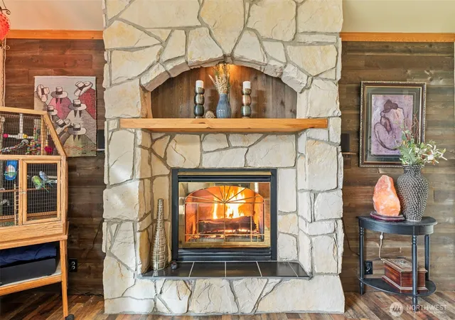 Photo 4 of Single family home for sale at 223 Salkum Hts Dr, Salkum, WA 98582 | MLS# NWM2587214 | Listing updated on 2026-09-28