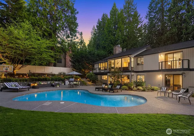 Photo 3 of Single family home for sale at 3212 211th Avenue NE, Sammamish, WA 98074 | MLS# NWM2587215 | Listing updated on 2026-10-01