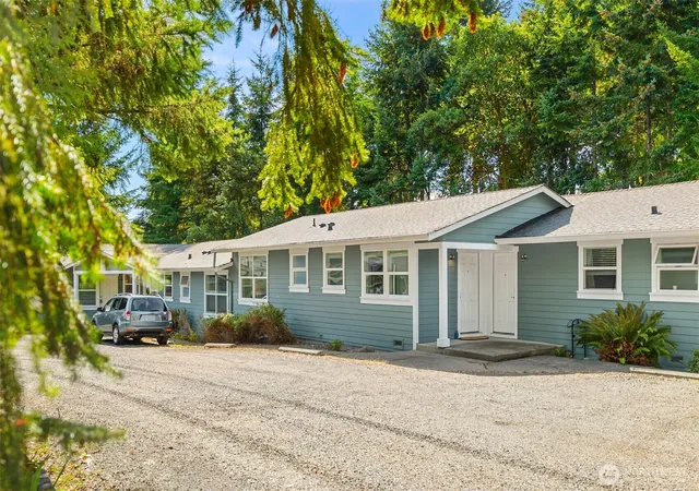 Photo 1 of Condo for sale at 1574 Ne Park View Dr #5, Bainbridge Island, WA 98110 | MLS# NWM2587219 | Listing updated on 2026-09-29