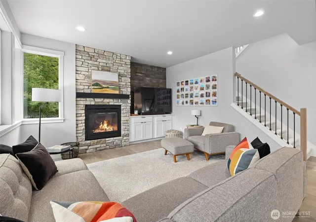 Photo 3 of Single family home for sale at 7517 188th Street SE, Snohomish, WA 98296 | MLS# NWM2587229 | Listing updated on 2026-10-03
