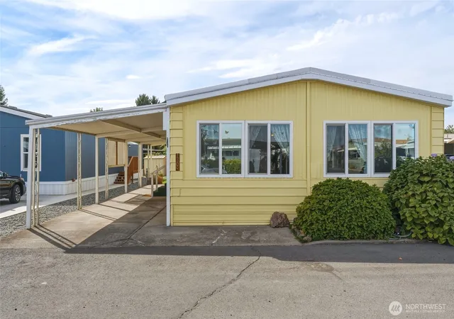 Photo 1 of Manufactured home for sale at 1304 Tollgate Ln, Walla Walla, WA 99362 | MLS# NWM2587242 | Listing updated on 2026-09-25