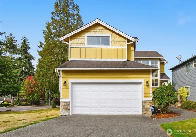 Photo 2 of Single family home for sale at 19530 25th Drive Se, Bothell, WA 98012 | MLS# NWM2587243 | Listing updated on 2026-09-29