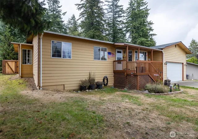 Photo 3 of Single family home for sale at 9744 Vista Ter, Blaine, WA 98230 | MLS# NWM2587244 | Listing updated on 2026-09-30