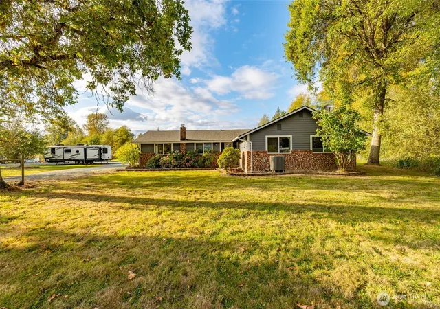 Single family home for sale at 26417 Minkler Rd, Sedro Woolley, WA 98284 | MLS# NWM2587251