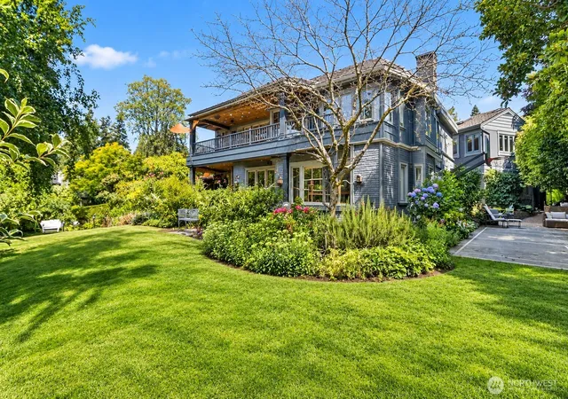 Single family home for sale at 5600 NE Windermere Rd, Seattle, WA 98105 | MLS# NWM2587253
