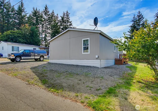 Photo 3 of Manufactured home for sale at 7420 State Hwy 3 SW #2, Bremerton, WA 98312 | MLS# NWM2587262 | Listing updated on 2026-10-09