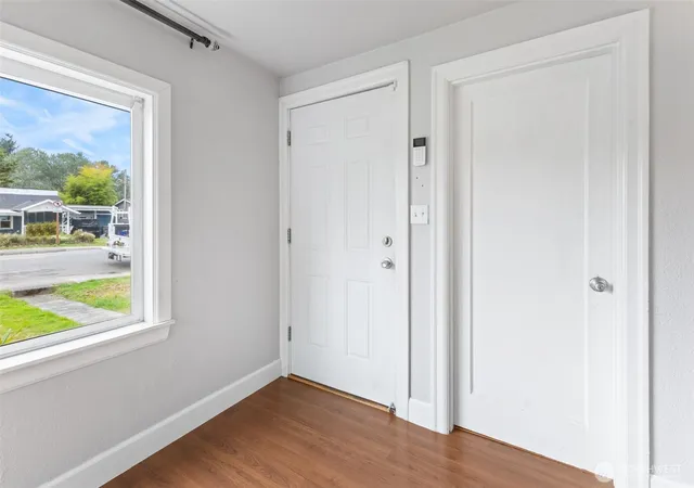 Photo 3 of Condo for sale at 215 Milwaukee Blvd S, Pacific, WA 98047 | MLS# NWM2587266 | Listing updated on 2026-09-25