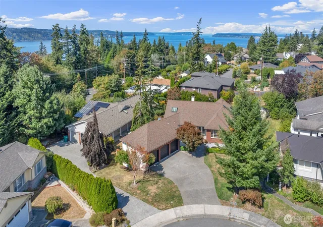 Photo 1 of Single family home for sale at 2145 Clover Ct, Mukilteo, WA 98275 | MLS# NWM2587274 | Listing updated on 2026-09-28