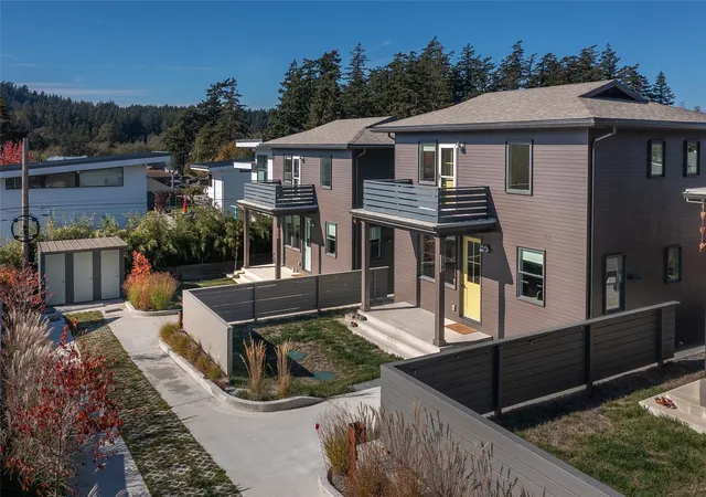 Photo 1 of Condo for sale at 429 Pine St #B, Eastsound, WA 98245 | MLS# NWM2587281 | Listing updated on 2026-10-19