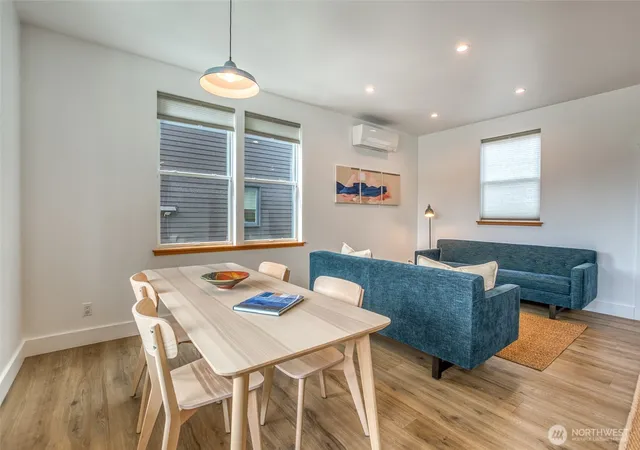 Photo 4 of Condo for sale at 429 Pine St #B, Eastsound, WA 98245 | MLS# NWM2587281 | Listing updated on 2026-09-28