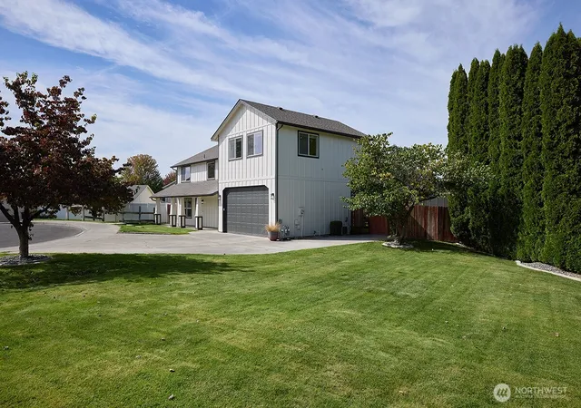 Photo 1 of Single family home for sale at 1149 Se Surita Ct, College Place, WA 99324 | MLS# NWM2587287 | Listing updated on 2026-09-25