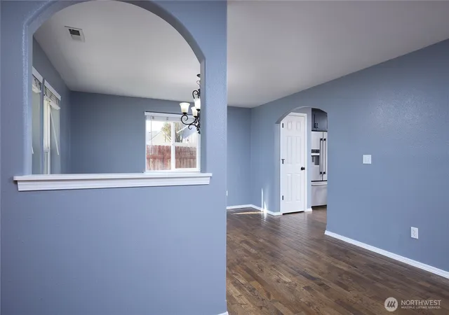Photo 3 of Single family home for sale at 1149 Se Surita Ct, College Place, WA 99324 | MLS# NWM2587287 | Listing updated on 2026-09-25