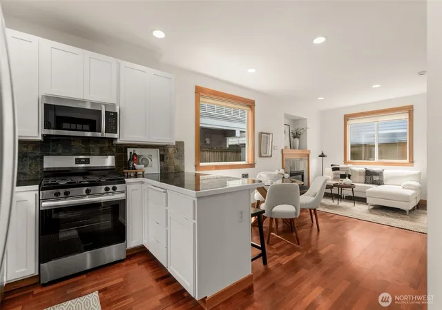 Photo 3 of Townhouse for sale at 9121 23rd Avenue NE, Seattle, WA 98115 | MLS# NWM2587290 | Listing updated on 2026-09-26