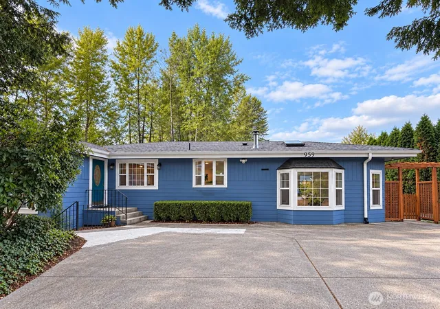 Photo 1 of Single family home for sale at 959 Hoquiam Ave Ne, Renton, WA 98059 | MLS# NWM2587302 | Listing updated on 2026-09-29
