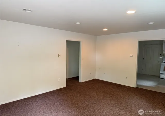 Photo 3 of Single family home for sale at 1537 15th Avenue S, Seattle, WA 98144 | MLS# NWM2587312 | Listing updated on 2026-10-01