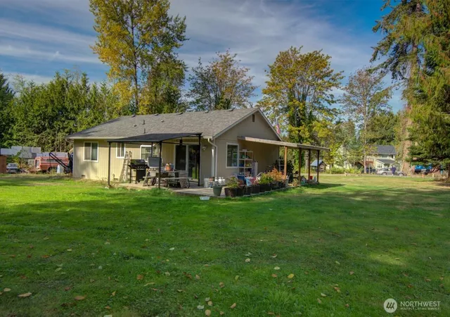 Photo 3 of Sale Pending at 3802 109th Avenue Ne, Lake Stevens, WA 98258 | MLS# NWM2587320 | Listing updated on 2026-10-02