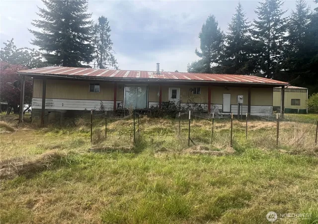Photo 4 of Sale Pending at 198 Wohl Rd, Longview, WA 98632 | MLS# NWM2587322 | Listing updated on 2026-09-28