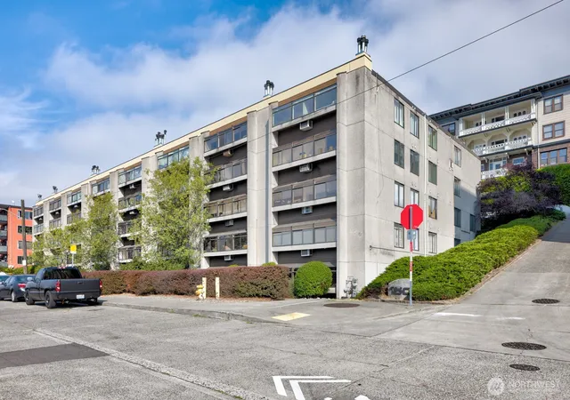 Photo 21 of Condo for sale at 150 Melrose Ave E #407, Seattle, WA 98102 | MLS# NWM2587326 | Listing updated on 2026-10-13