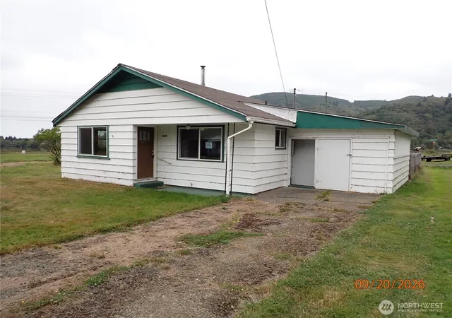 Photo 1 of Single family home for sale at 2249 Michigan Ave, Raymond, WA 98577 | MLS# NWM2587338 | Listing updated on 2026-09-29