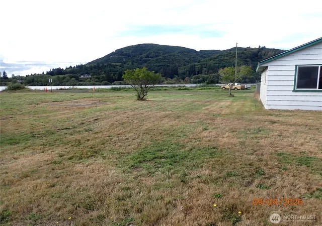 Photo 3 of Single family home for sale at 2249 Michigan Ave, Raymond, WA 98577 | MLS# NWM2587338 | Listing updated on 2026-09-29