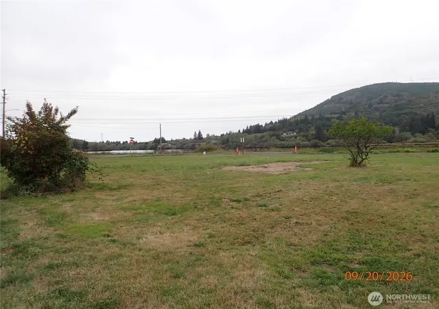 Photo 3 of Single family home for sale at 2249 Michigan Ave, Raymond, WA 98577 | MLS# NWM2587338 | Listing updated on 2026-09-29