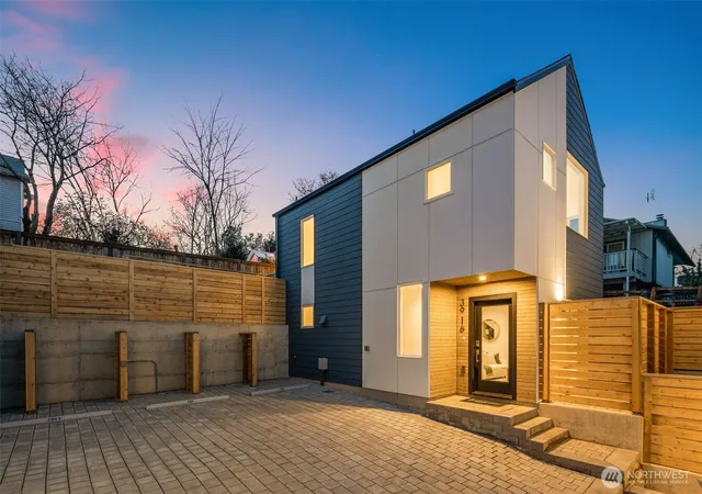 Photo 1 of Single family home for sale at 3916 S Juneau St, Seattle, WA 98118 | MLS# NWM2587342 | Listing updated on 2026-09-28