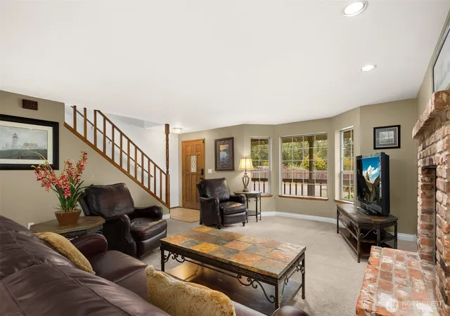 Photo 4 of Single family home for sale at 20003 SE 287th Street, Kent, WA 98042 | MLS# NWM2587343 | Listing updated on 2026-10-01