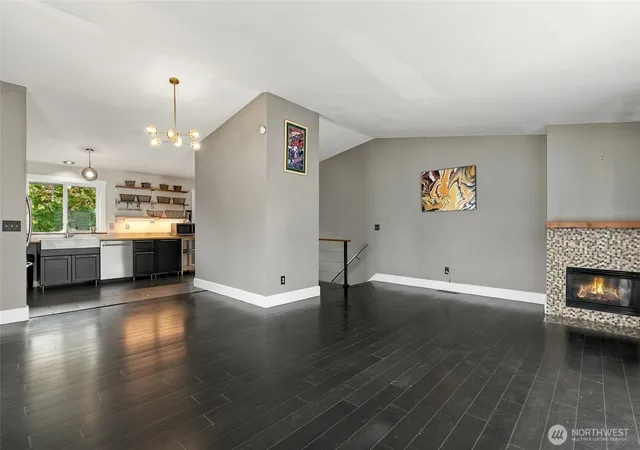 Photo 3 of Condo for sale at 365 SE Valley View Way, Chehalis, WA 98532 | MLS# NWM2587346 | Listing updated on 2026-09-28