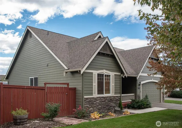 Photo 2 of Single family home for sale at 2510 Carriage Loop, Ellensburg, WA 98926 | MLS# NWM2587351 | Listing updated on 2026-10-20