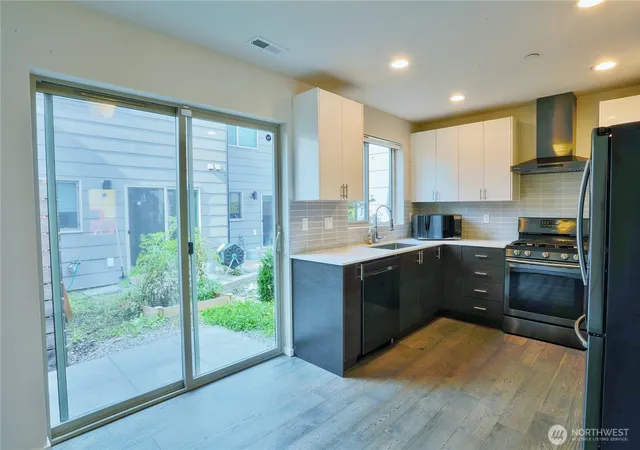 Photo 3 of Townhouse for sale at 7531 43rd Avenue S, Seattle, WA 98118 | MLS# NWM2587370 | Listing updated on 2026-10-01