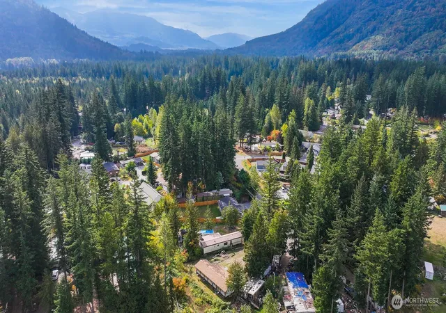 Photo 25 of Manufactured home for sale at 8460 Aspen Ct, Maple Falls, WA 98266 | MLS# NWM2587371 | Listing updated on 2026-09-30