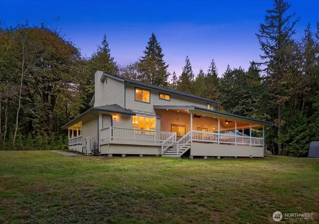 Photo 2 of Single family home for sale at 7031 411th Avenue Se, Snoqualmie, WA 98065 | MLS# NWM2587381 | Listing updated on 2026-09-26