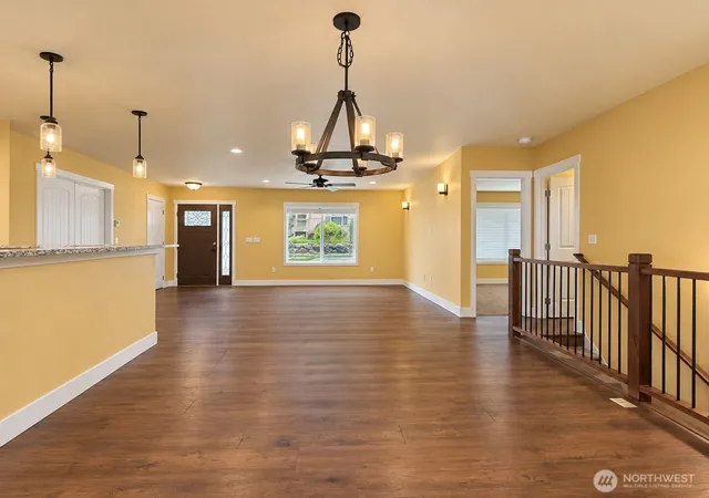 Photo 4 of Single family home for sale at 98 NW Glade Ct, Bremerton, WA 98311 | MLS# NWM2587383 | Listing updated on 2026-09-30