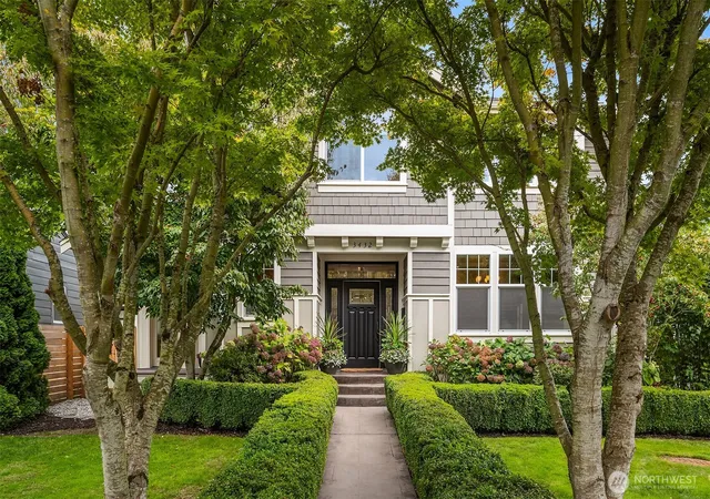 Photo 1 of Single family home for sale at 3432 33rd Avenue W, Seattle, WA 98199 | MLS# NWM2587390 | Listing updated on 2026-10-01
