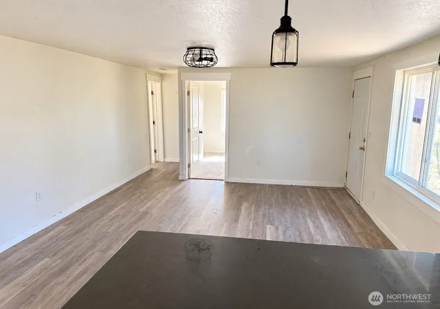 Photo 3 of Single family home for sale at 410 E Cherry Ave, Ritzville, WA 99169 | MLS# NWM2587401 | Listing updated on 2026-09-28