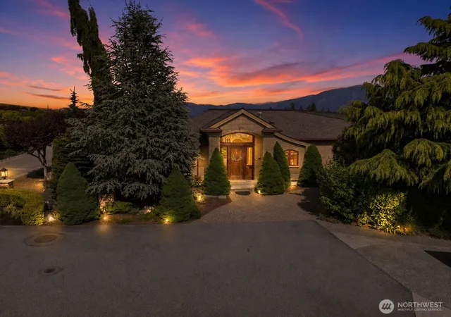 Photo 1 of Single family home for sale at 36315 Se Saint Andrews Ln, Snoqualmie, WA 98065 | MLS# NWM2587407 | Listing updated on 2026-09-28