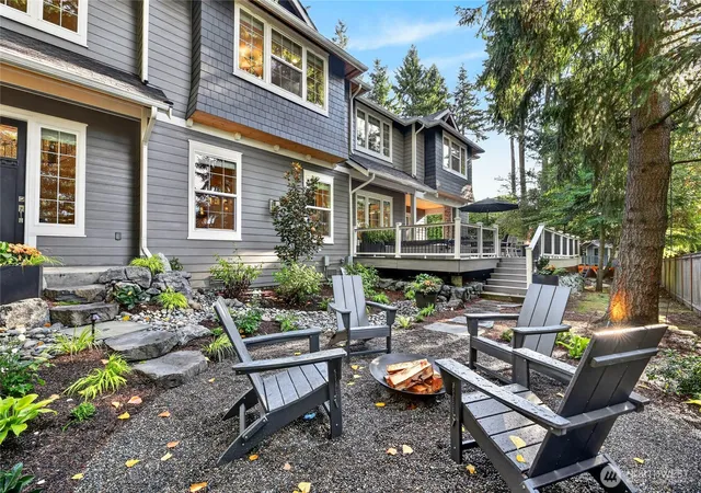Single family home for sale at 2300 126th Avenue NE, Bellevue, WA 98005 | MLS# NWM2587408